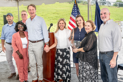 ቀዳማዊት እመቤት <span translate=